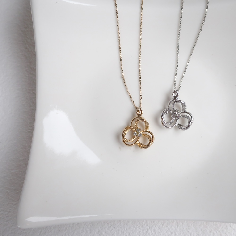 フラワーモチーフ ネックレスとブレスレットセット 日本製 フラワーモチーフ ネックレス レディース | ネックレス | 日本