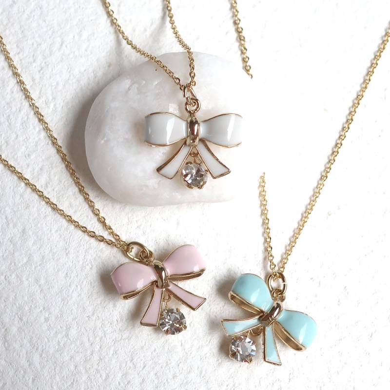 日本製 ピンク ホワイト ブルー エポ加工 りぼん ネックレス