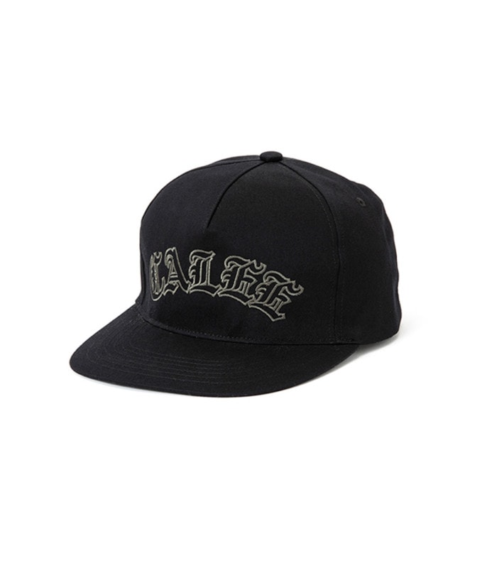 CALEE ARCH LOGO EMBROYDERY CAP【BLACK】