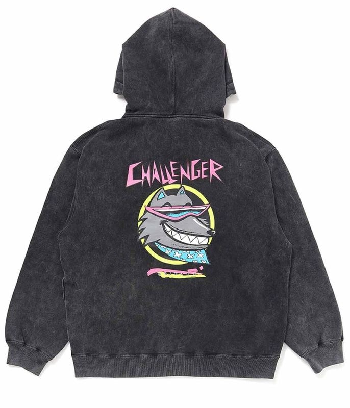 NEON WOLF ZIP HOODIE【BLACK】