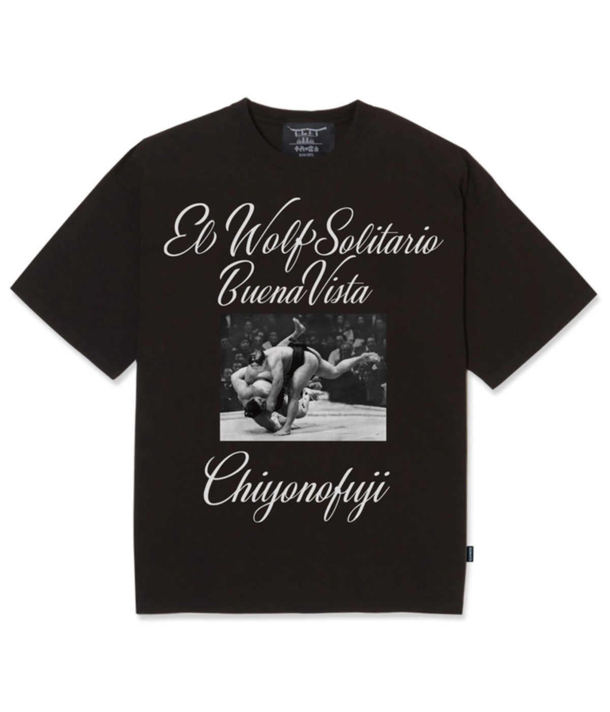 千代の富士×BUENA VISTA / El wolf solitario tee tres【BLACK】