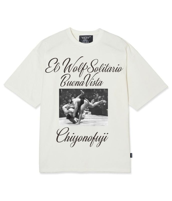 千代の富士×BUENA VISTA / El wolf solitario tee tres【WHITE】