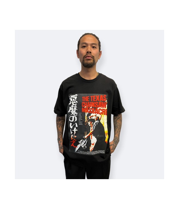 THE TEXAS CHAINSAW MASSACRE / CREW NECK T-SHIRT (TYPE-3)【BLACK
