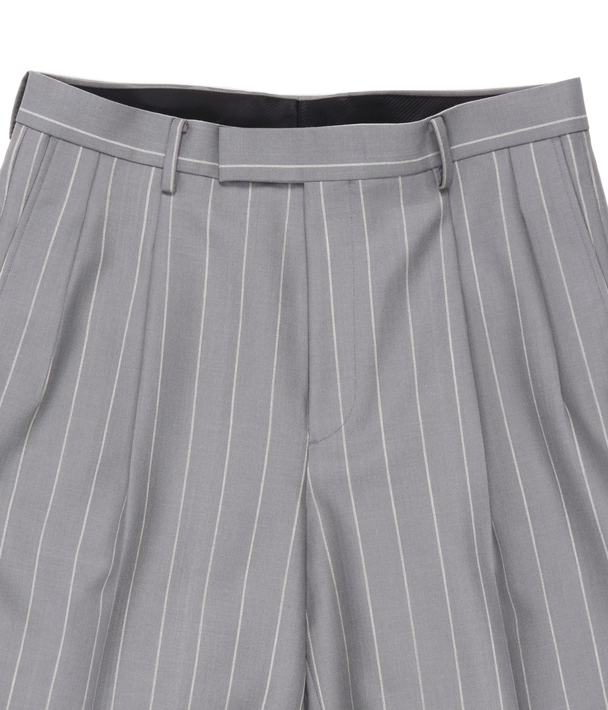 DORMEUIL / STRIPED DOUBLE PLEATED SHORT TROUSERS【GRAY