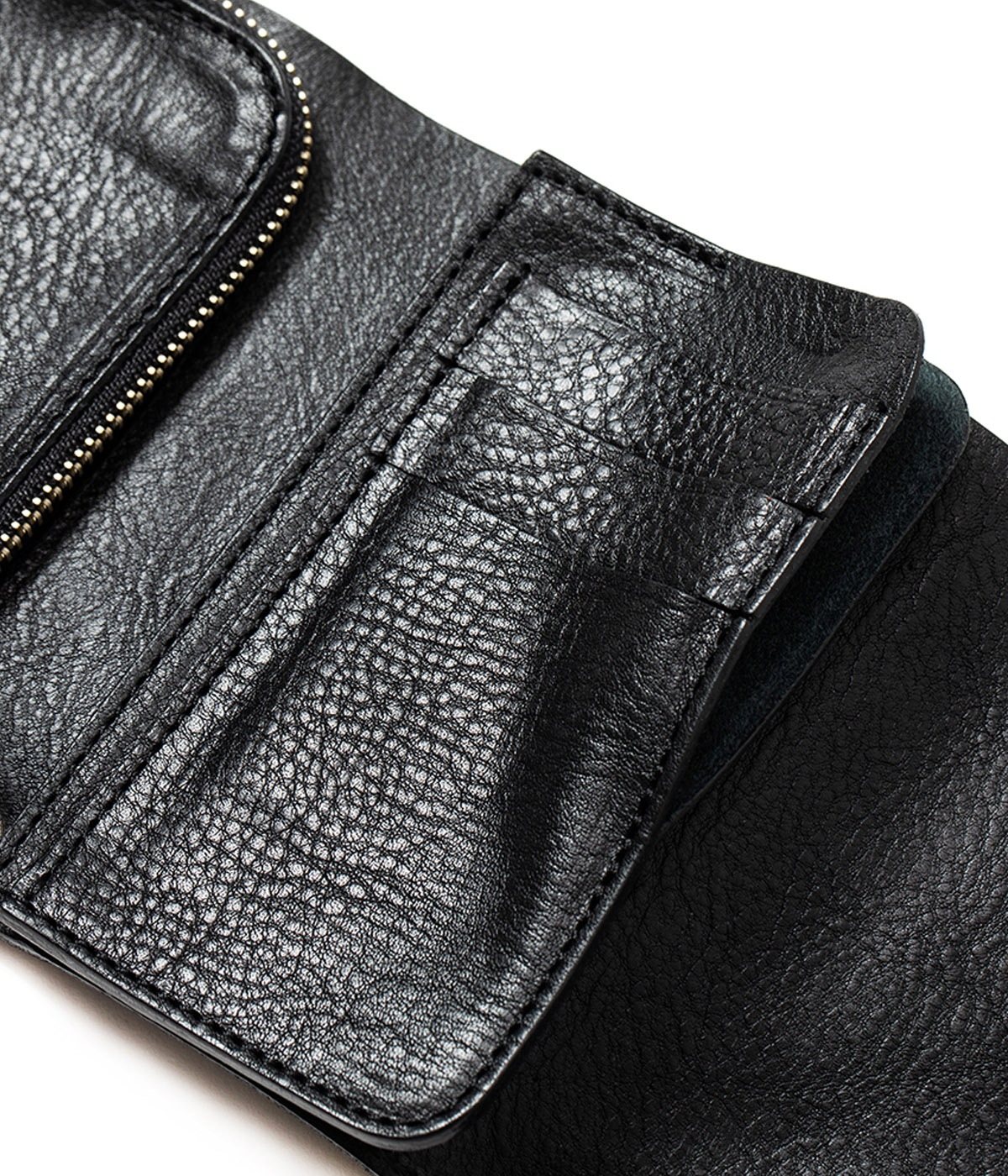 STUDS LEATHER FLAP HALF WALLET【BLACK】