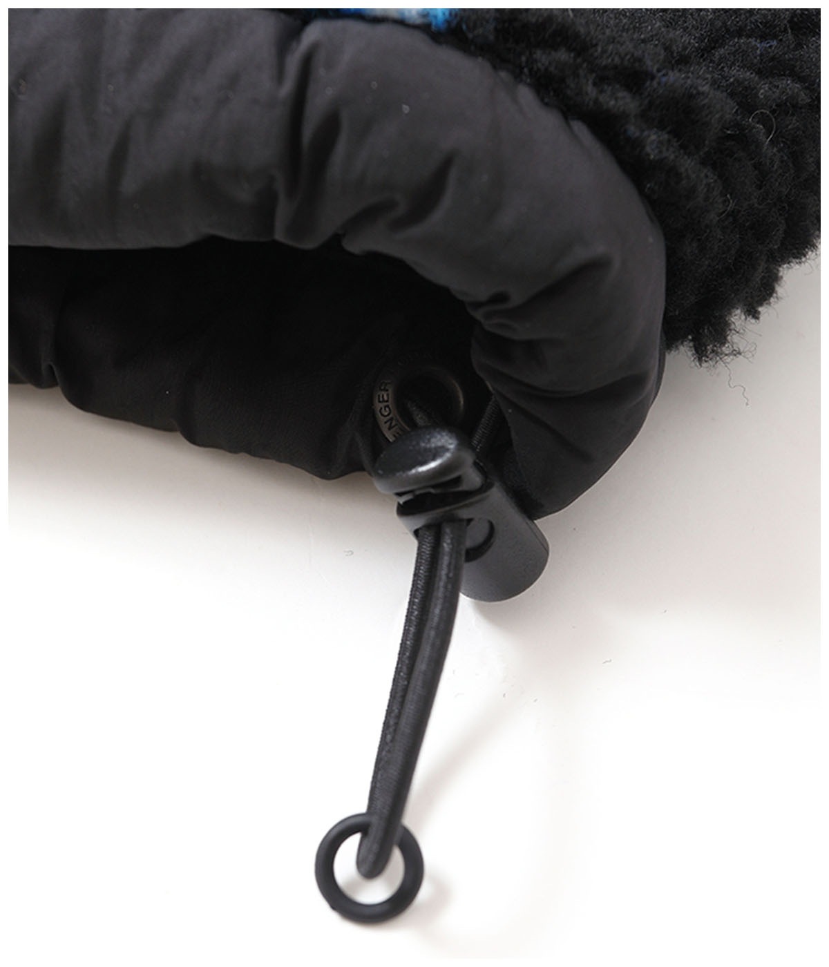 THUNDERBOLT BOA HOODIE【BLACK】