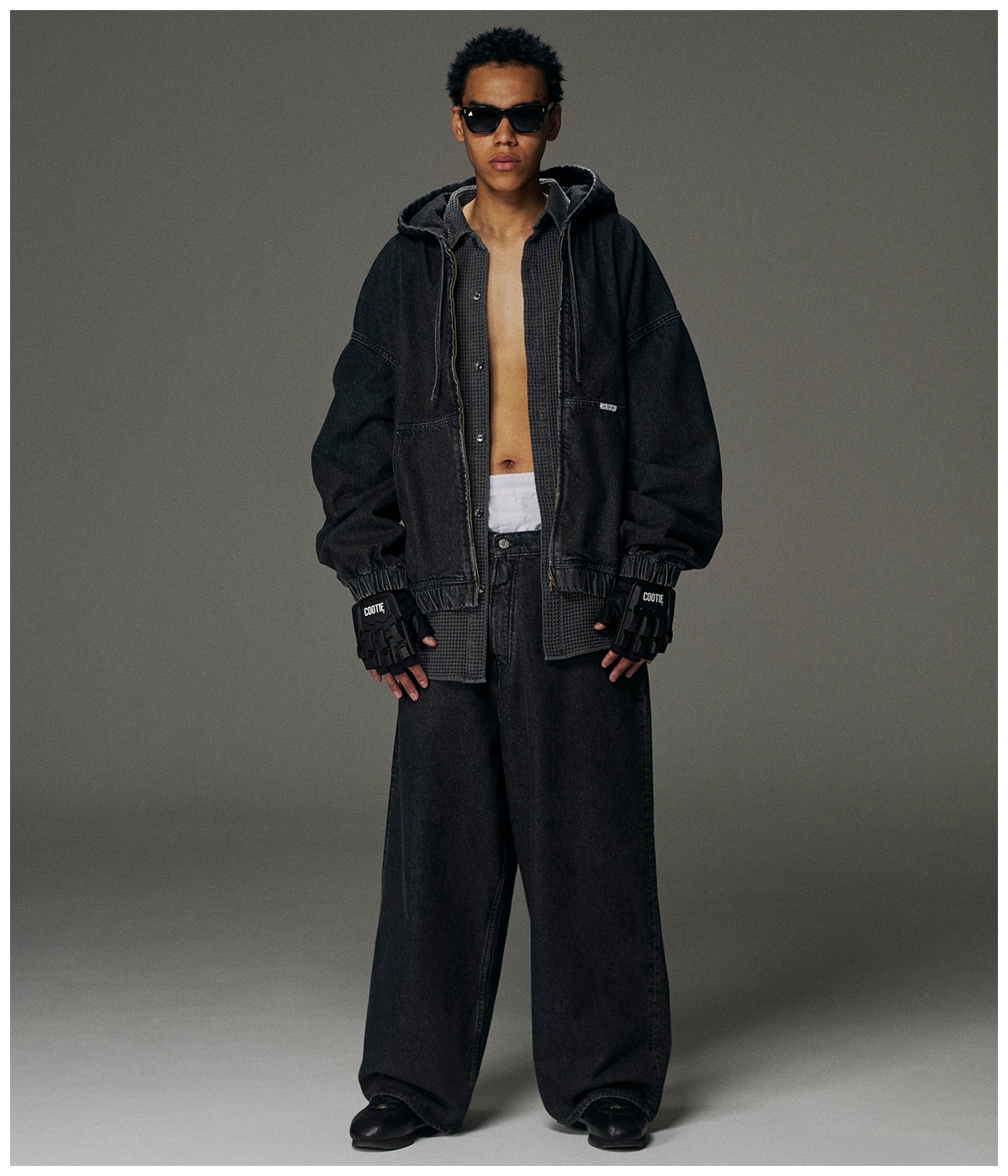 12.5oz Denim Zip Up Hooded Jacket【BLACK FADE】｜COOTIE