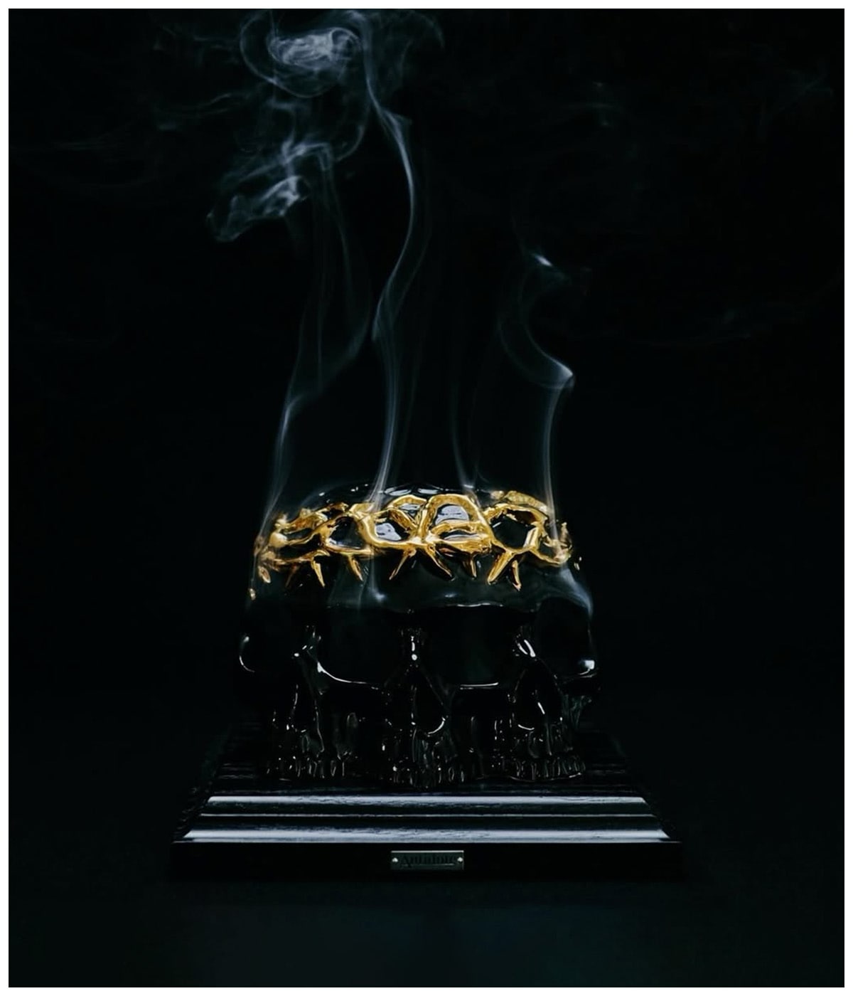 Calvary Skull Incense Chamber & Incense Chamber Pedestal【SET