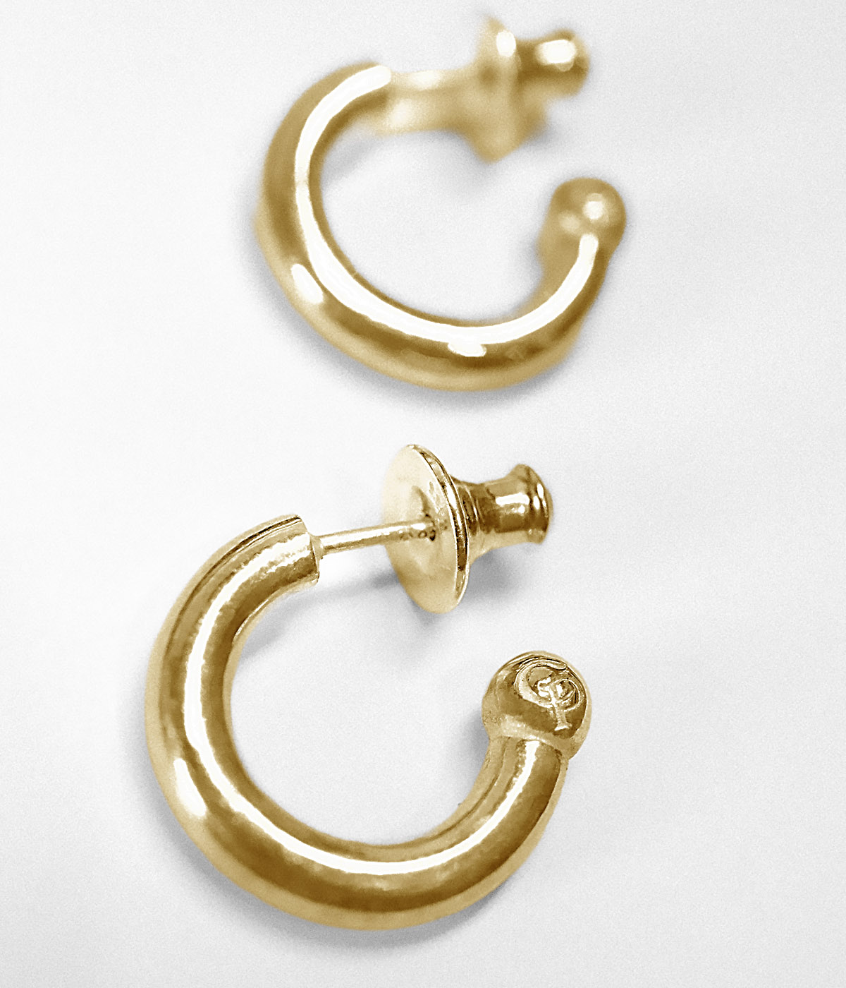 One Stroke Earring【GOLD】｜COOTIE PRODUCTIONS®︎｜MELTING POT