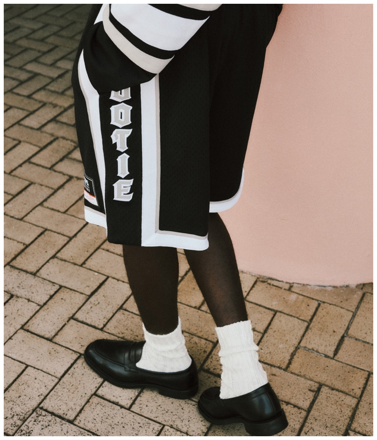 Mitchell & Ness / GAMEDAY SHORTS【BLACK】