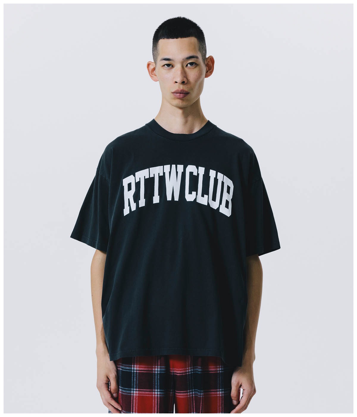 RTTW.C TEE【CHARCOAL】