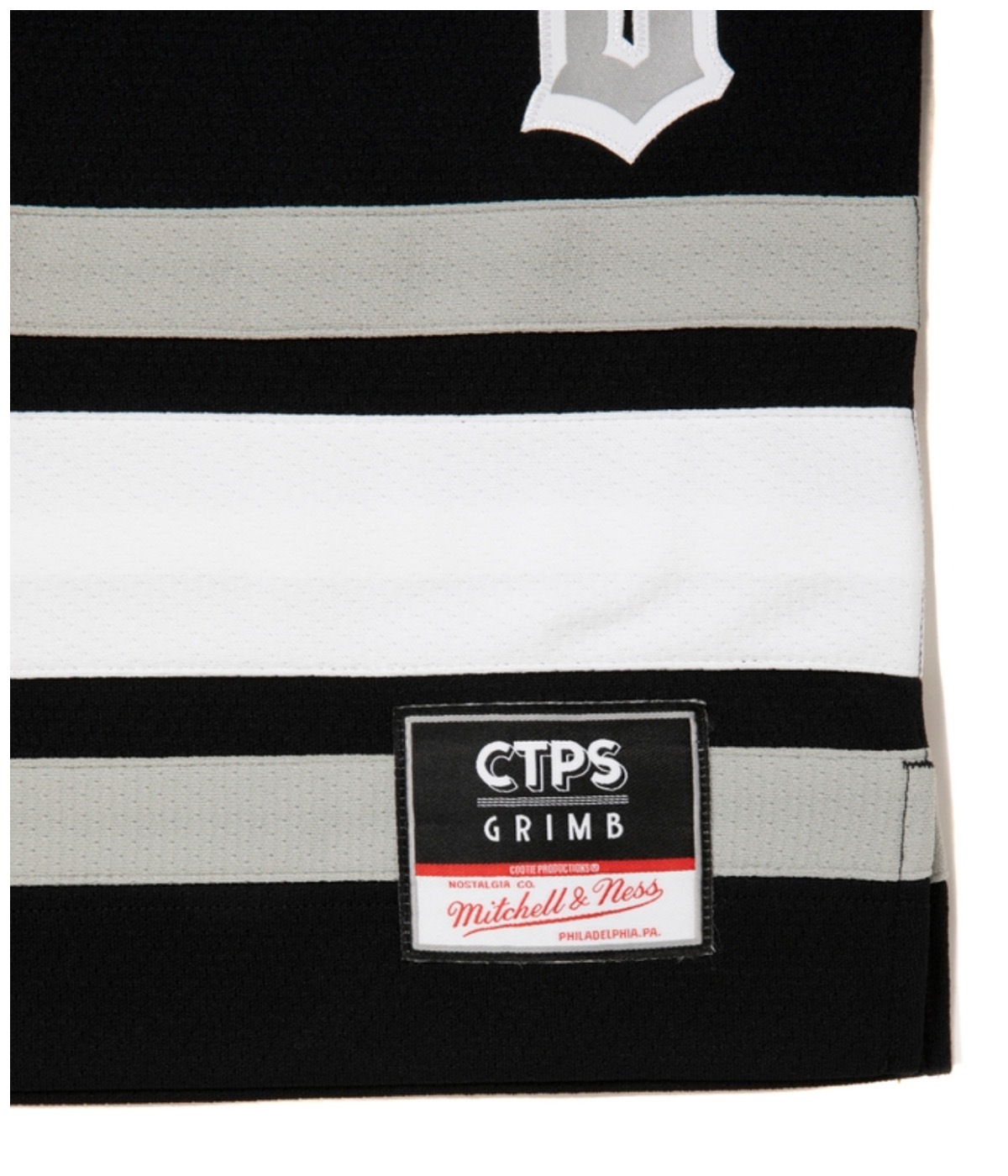 Mitchell & Ness / HOCKEY JERSEY【BLACK】