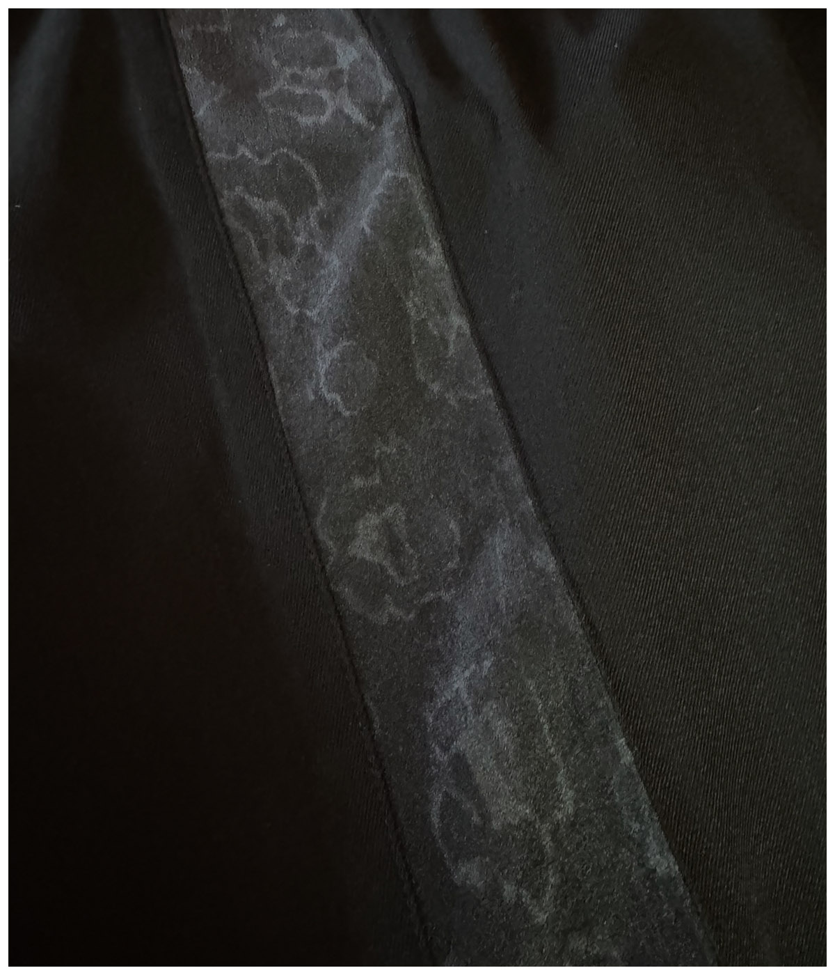 SIDE LINE TUCK SLACKS【BLACK】