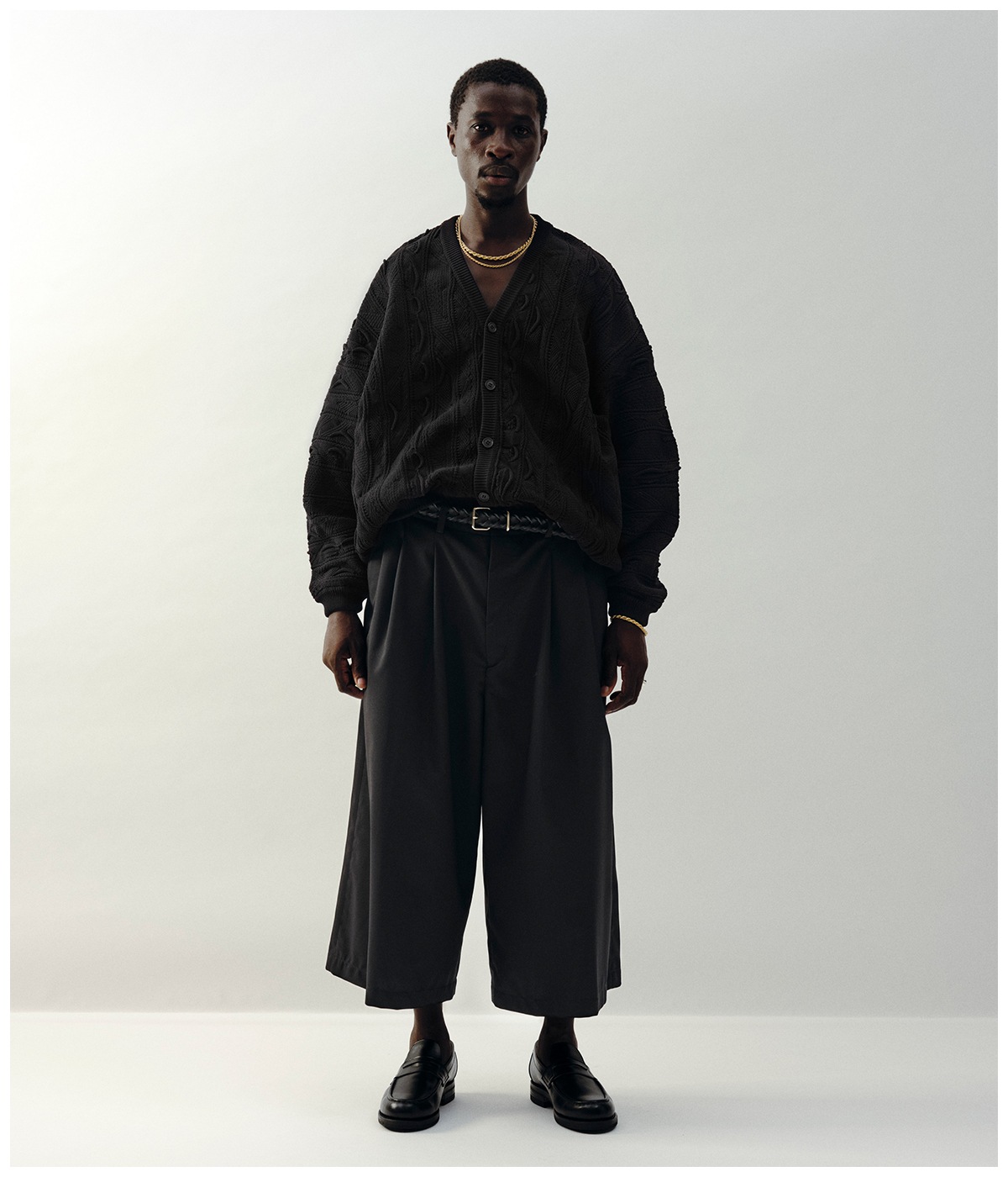 Combat Wool Twill Shin Cut Wide Easy Trousers【BLACK】