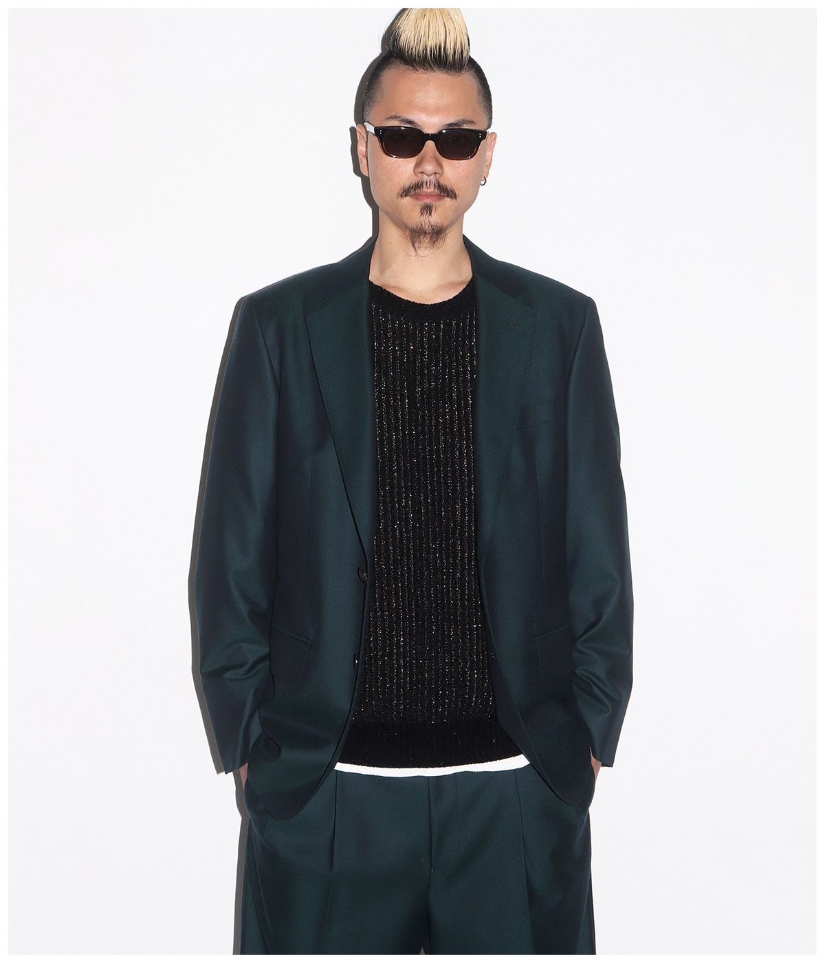 GLITTER KNIT SWEATER【BLACK-BLUE】