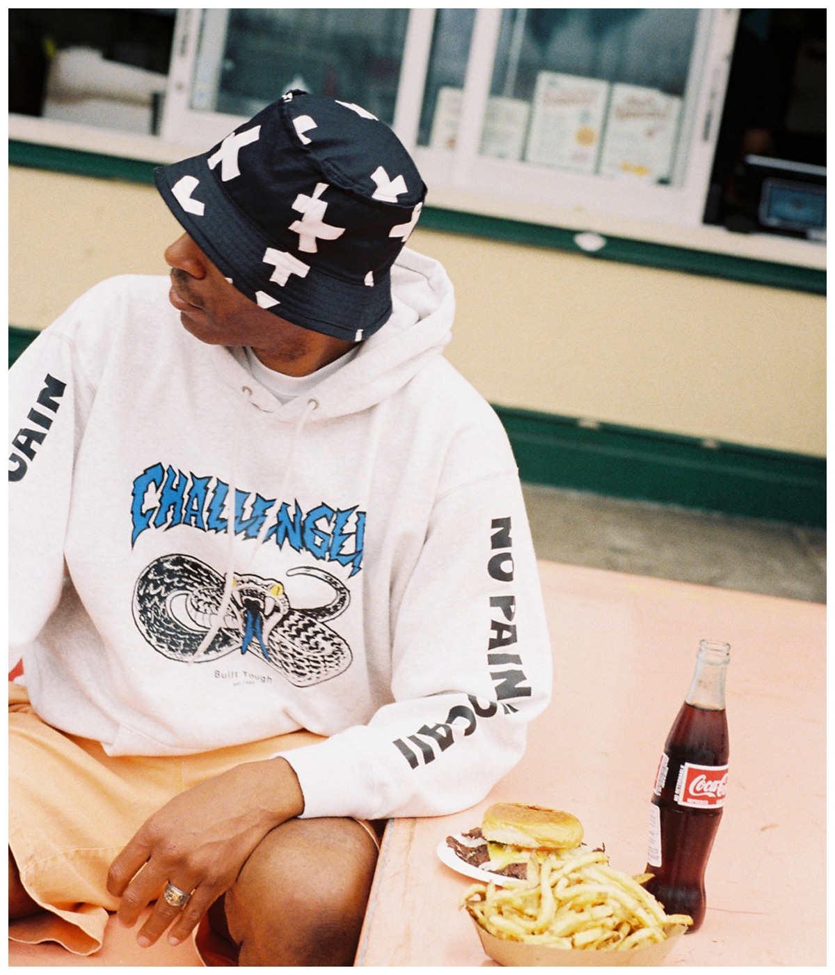 土日価格CHALLENGER 10TH SKULL HOODIE M 【公式通販】