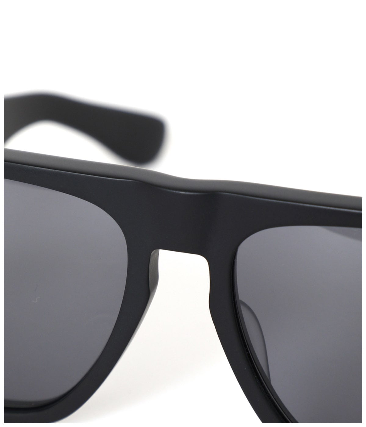 Lunetta BADA SUNGLASSES【BLACK-BLACK】｜CHALLENGER｜MELTING