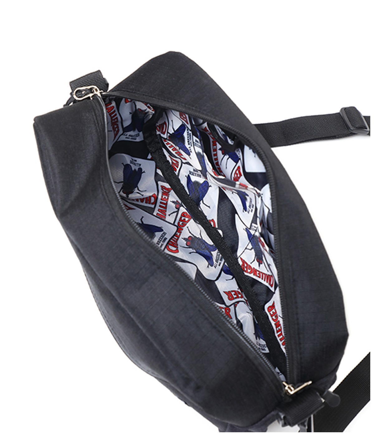 NYLON SHOULDER POUCH【2 Colors Available】｜CHALLENGER｜MELTING