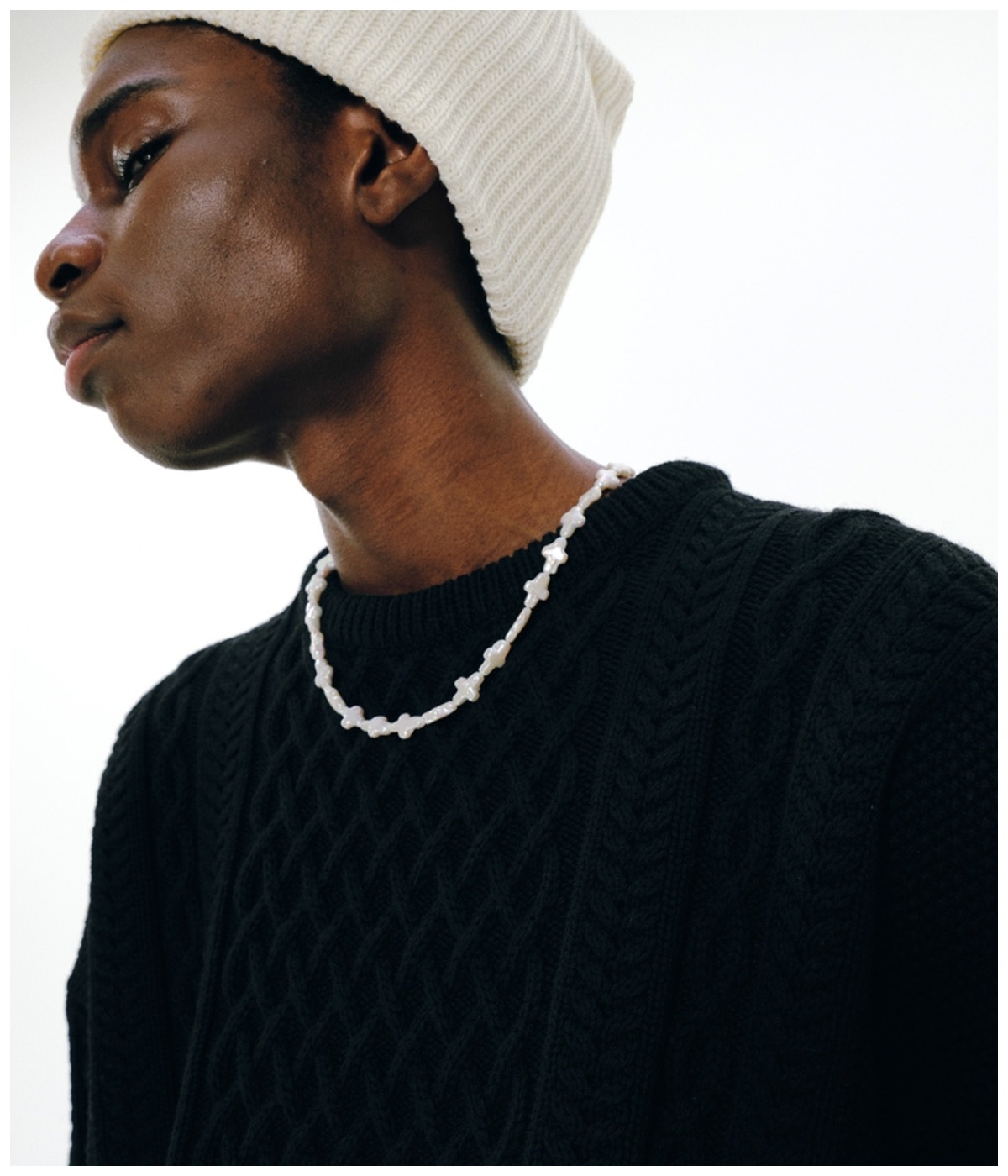 Distortion Cross Pearl Necklace (Type-1)【WHITE】｜COOTIE