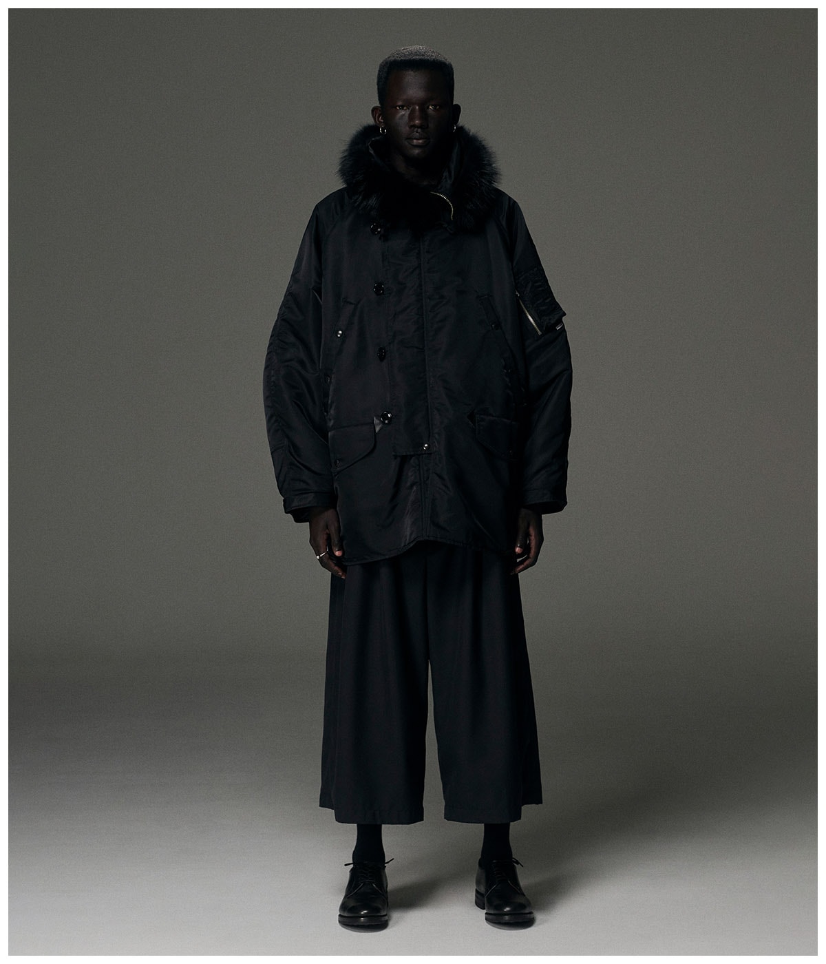 T/W Saxony Shin Cut Wide Easy Trousers【BLACK】｜COOTIE