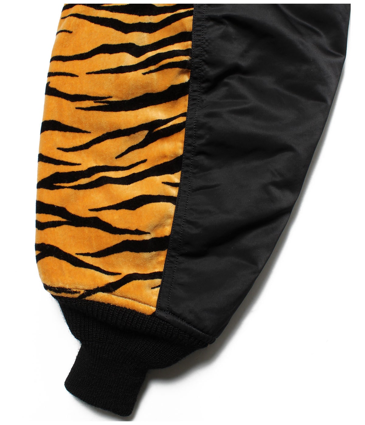 MA-1 FLIGHT JACKET【BLACK】