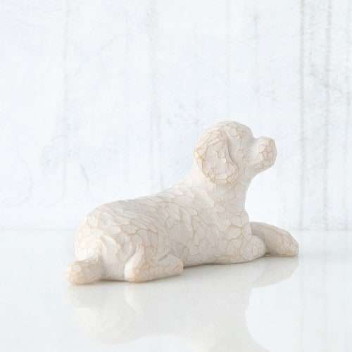 メモリアルオブジェ Love my dog　small,lying  ～私の愛犬 寝そべる犬～　Willow Tree　【ペット骨壷,遺骨ペンダント,ペット仏壇と共に】