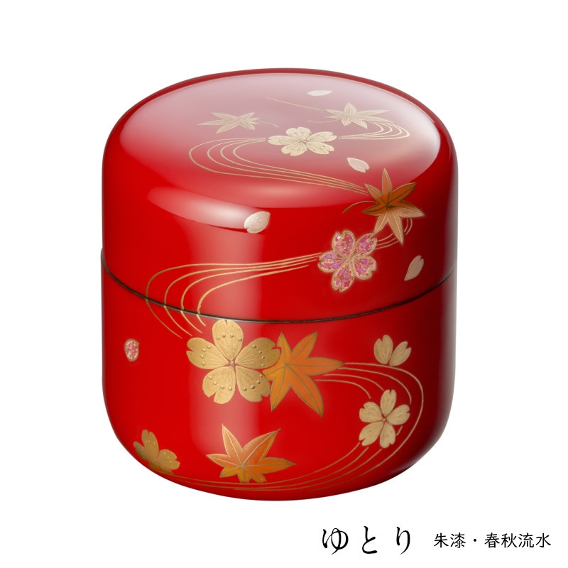 蒔絵　ゆとり　［朱漆・春秋流水］　のど仏が納まるゆったりとした口径の漆塗り骨壷