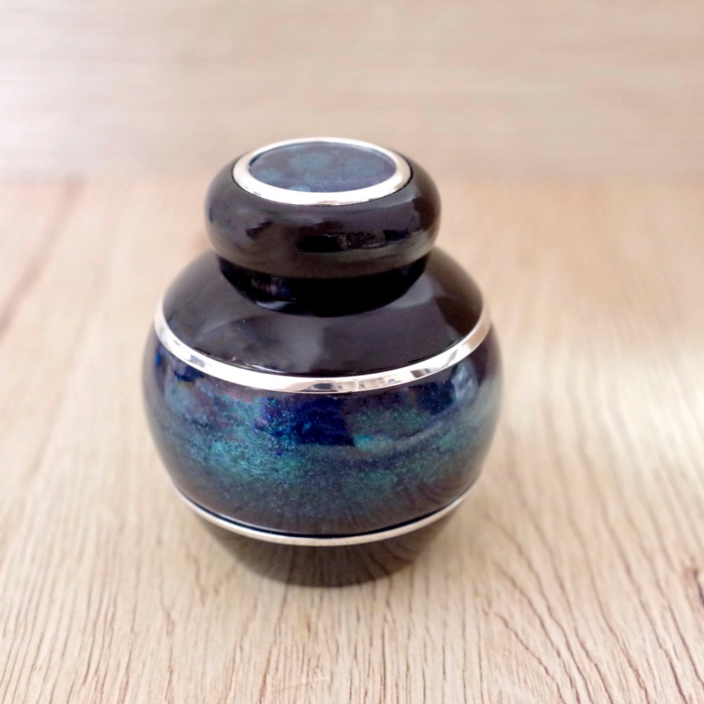 긵 ߥ˹ [ޤȤ/] ȶ°ùεˤʼ⤤