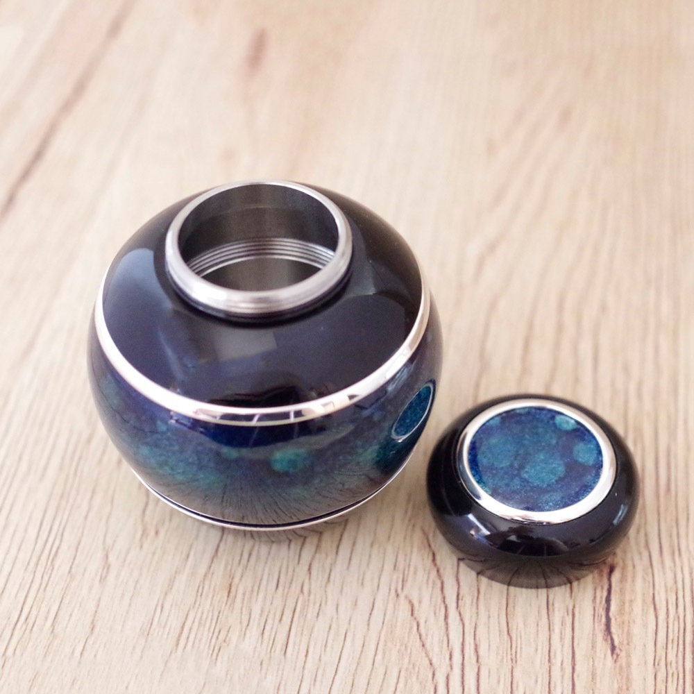 긵 ߥ˹ [ޤȤ/] ȶ°ùεˤʼ⤤