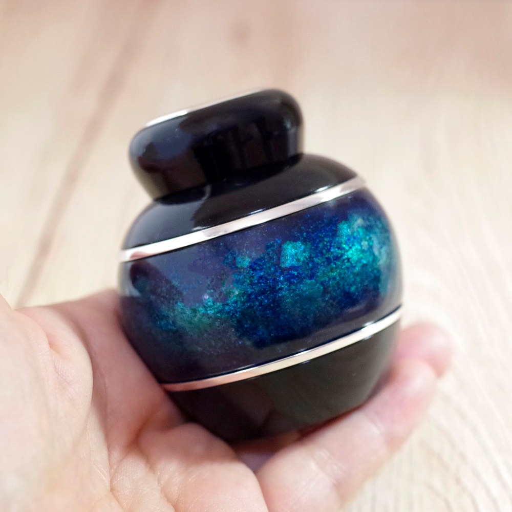 긵 ߥ˹ [ޤȤ/] ȶ°ùεˤʼ⤤