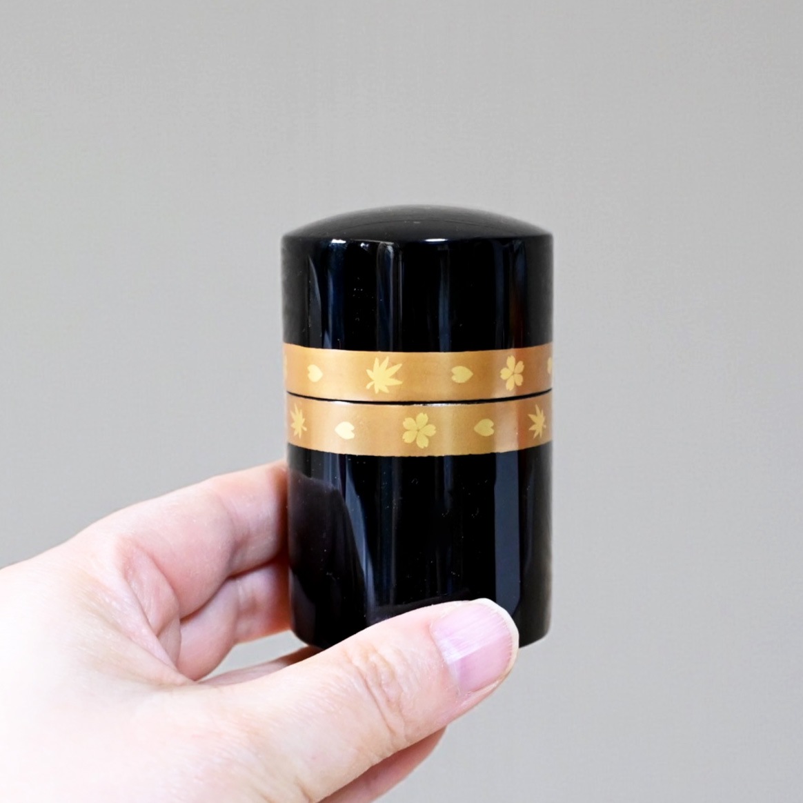分骨ミニ骨壷(骨壺) 木製本漆 蒔絵 帯春秋