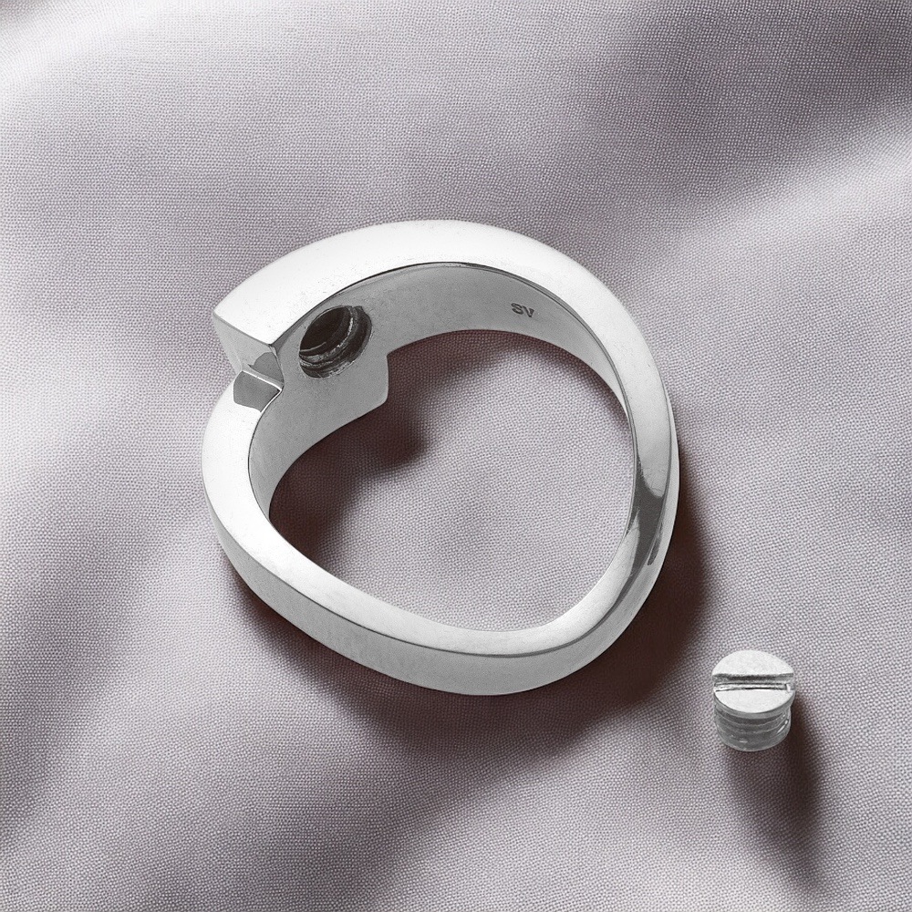 [�����른�奨�꡼] SILVER�� ���ꥢ���󥰡��̡��٥� ��3������Ÿ����
