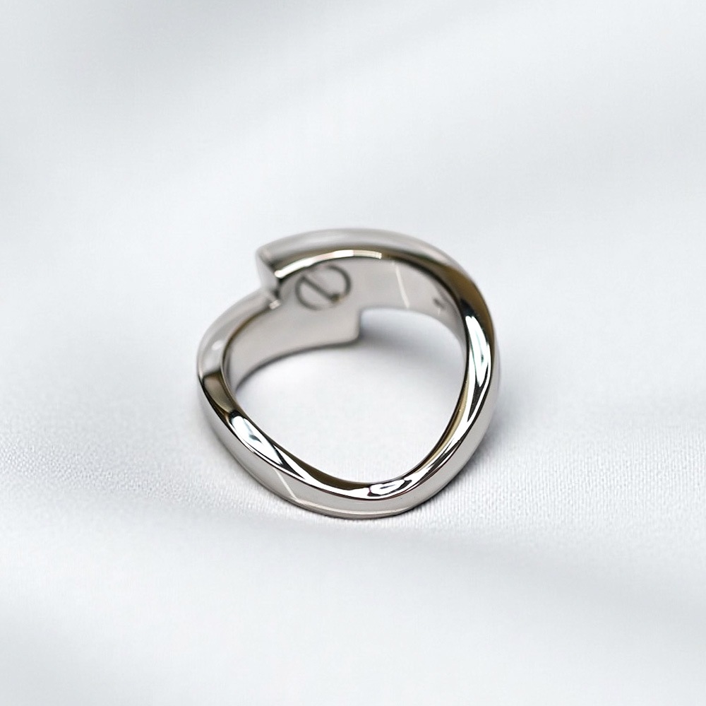 [�����른�奨�꡼] SILVER�� ���ꥢ���󥰡��̡��٥� ��3������Ÿ����