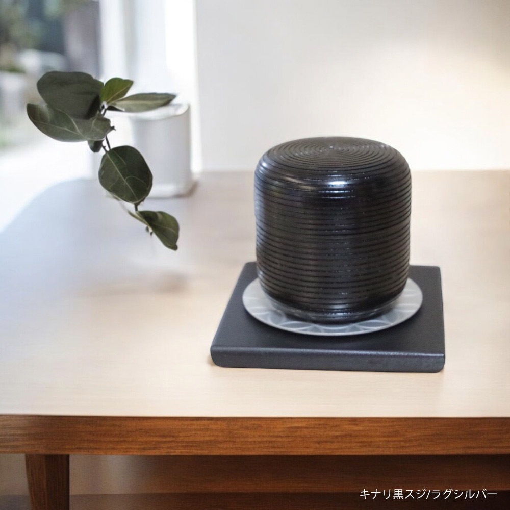 木製漆塗の骨壷,きなり・ゆとりシリーズ【ミニ骨壷】【手元供養