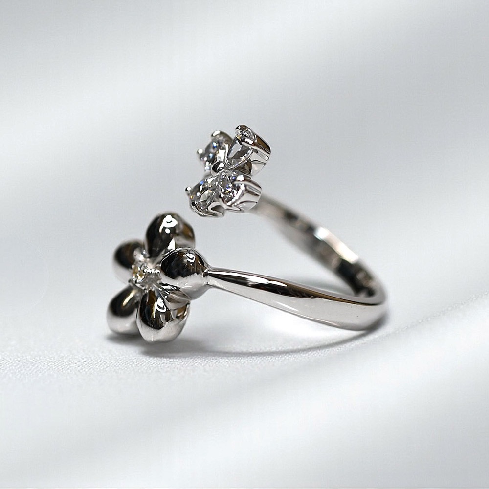 [�����른�奨�꡼] SILVER�� ���ꥢ���󥰡���󥰥ե� ��3������Ÿ����