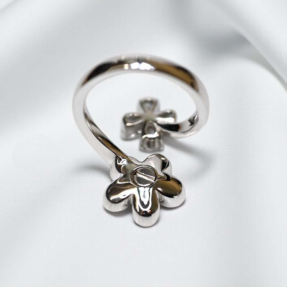 [�����른�奨�꡼] SILVER�� ���ꥢ���󥰡���󥰥ե� ��3������Ÿ����