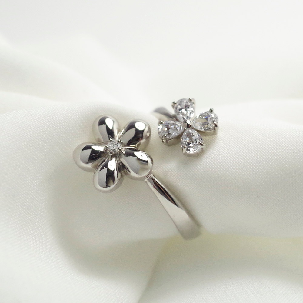 [�����른�奨�꡼] SILVER�� ���ꥢ���󥰡���󥰥ե� ��3������Ÿ����