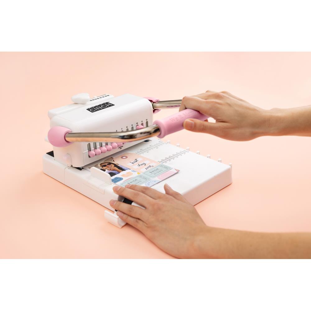 26%OFF̲ʡWe R Makers ܵ ۡѥ Cinch Book Binding Tool Square Holes