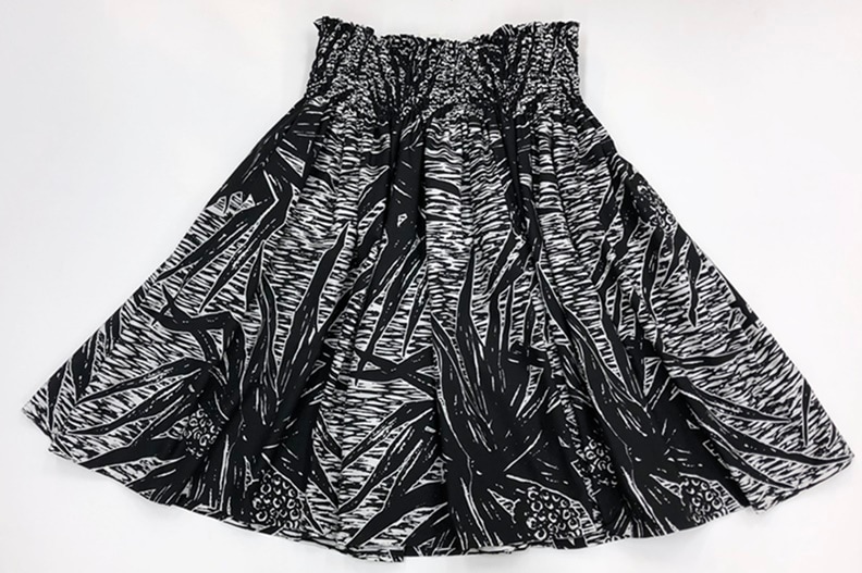 オリジナルパウスカー3.6ｍ70cm丈　ハラ・カーパラ[ブラック/ホワイト］