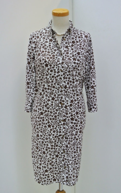 ラウンドカラーボタンダウン ワンピース　［プア パイナ　ブラウン］