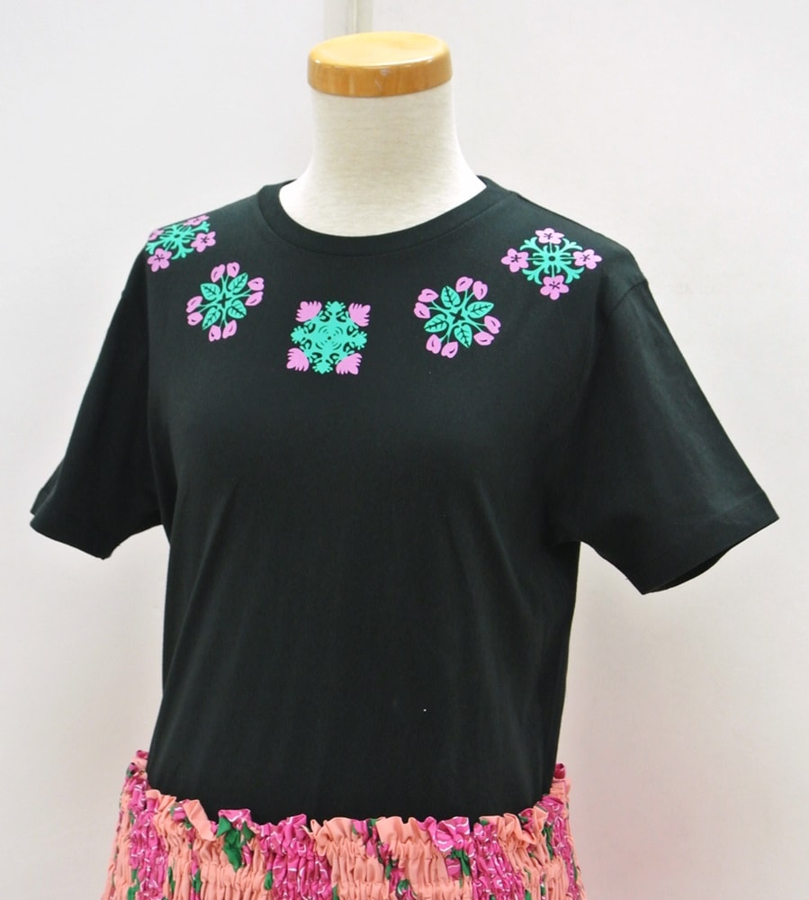 キルト柄 Tシャツ　半袖        ［ブラック］