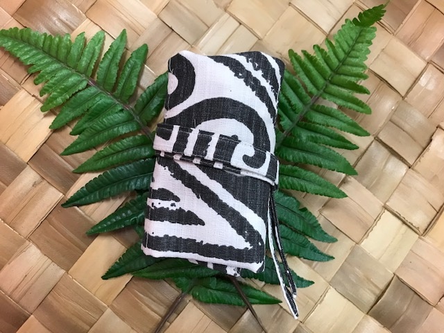 オリジナルイリイリケース　　カパ イカイカ 　[アイボリー/チャコール］　 　 ※ケースのみ