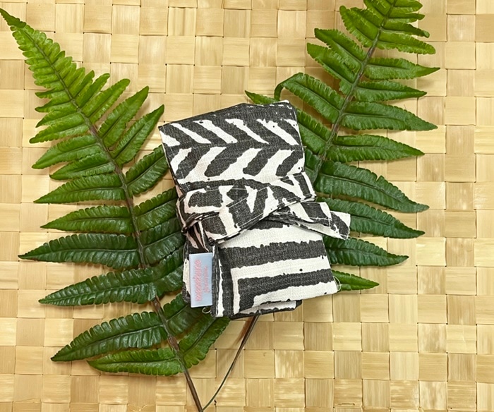 オリジナルイリイリケース　カパイカイカ［アイボリー/チャコール]　 　 ※ケースのみ