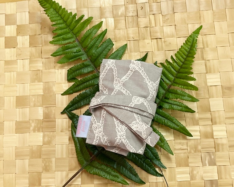 オリジナルイリイリケース  ウペナ　ナエ　［グレージュ/アイボリー]　 　 ※ケースのみ