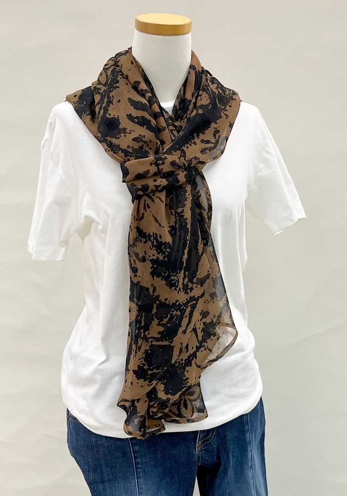 スカーフとしてもとってもおしゃれ！