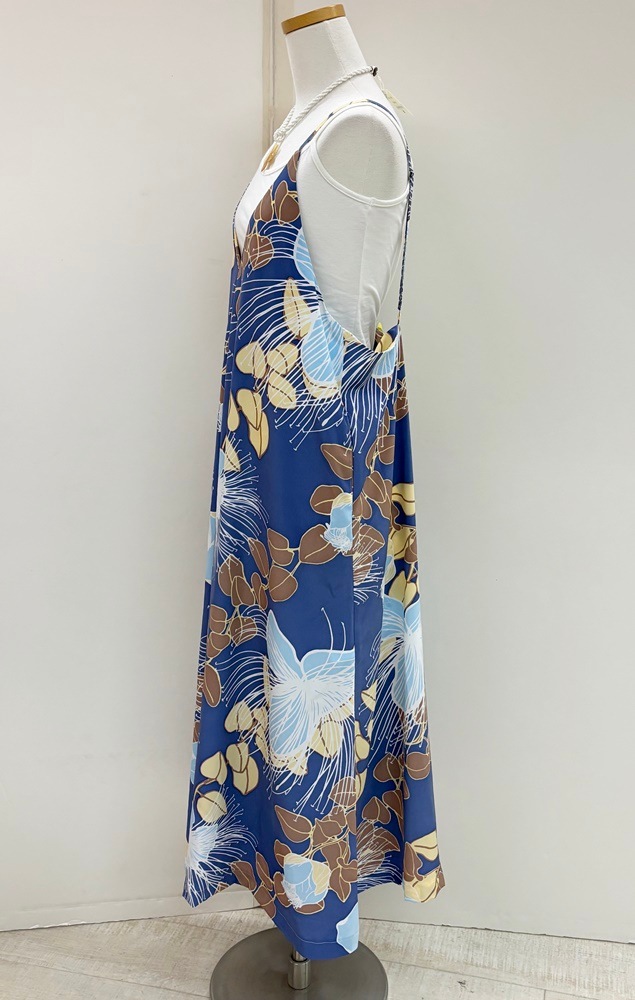 ポケット付きです。