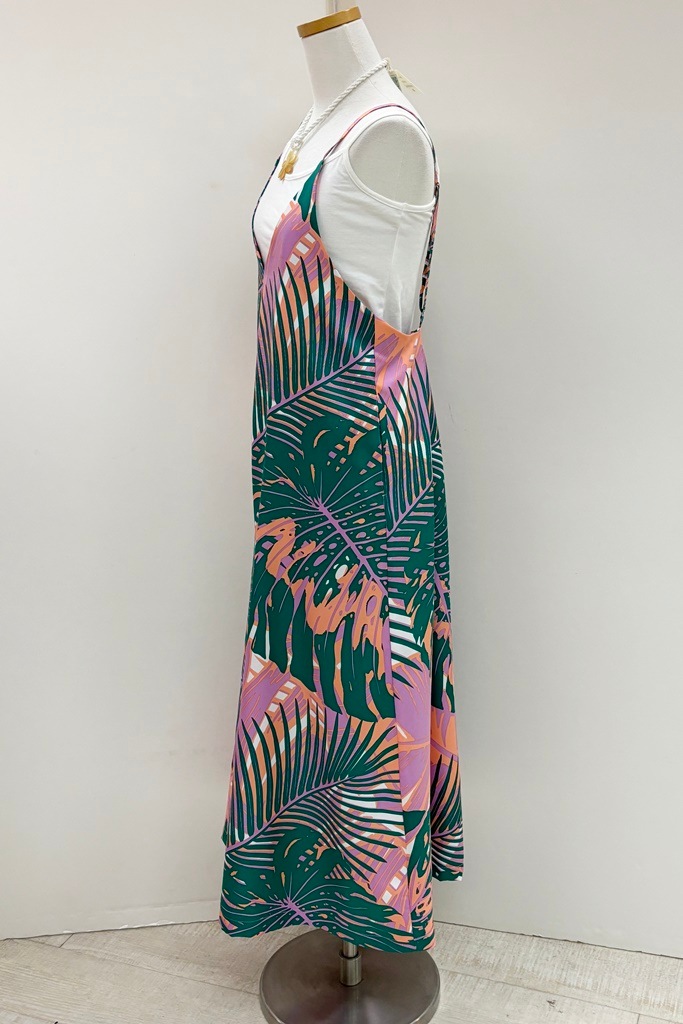 ポケット付きです。