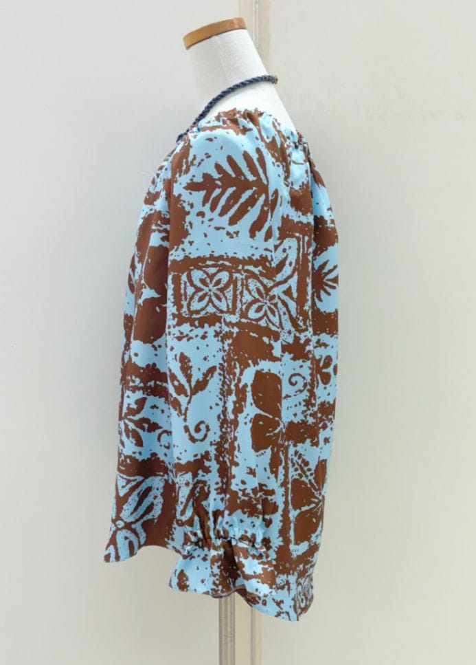 後ろが少し長めです。