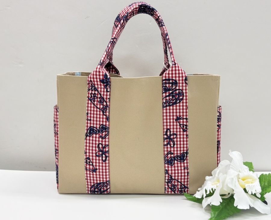 ホオマハホロホロバッグ(レッド）