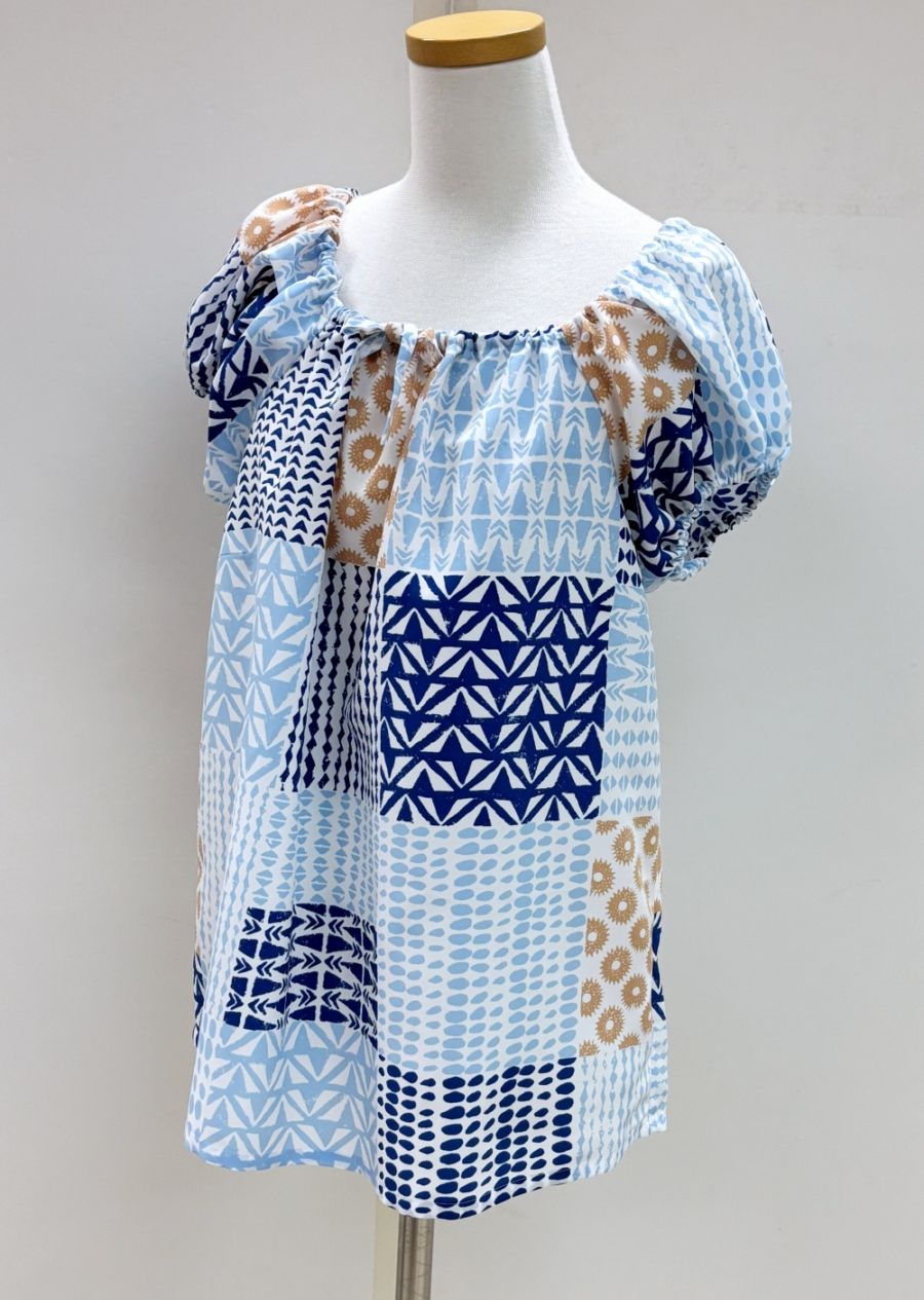 胸元のリボンがかわいい